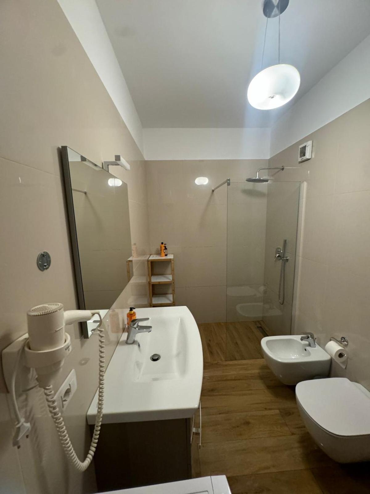 City Rest 21 Тирана Экстерьер фото